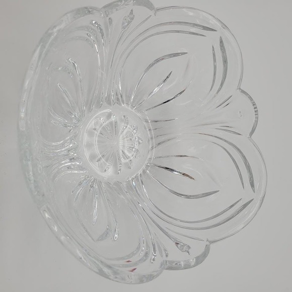 Imperial Crystal Eclipse 24% Lead Crystal Covered‎ Dish, Made in Poland - Picture 6 of 6